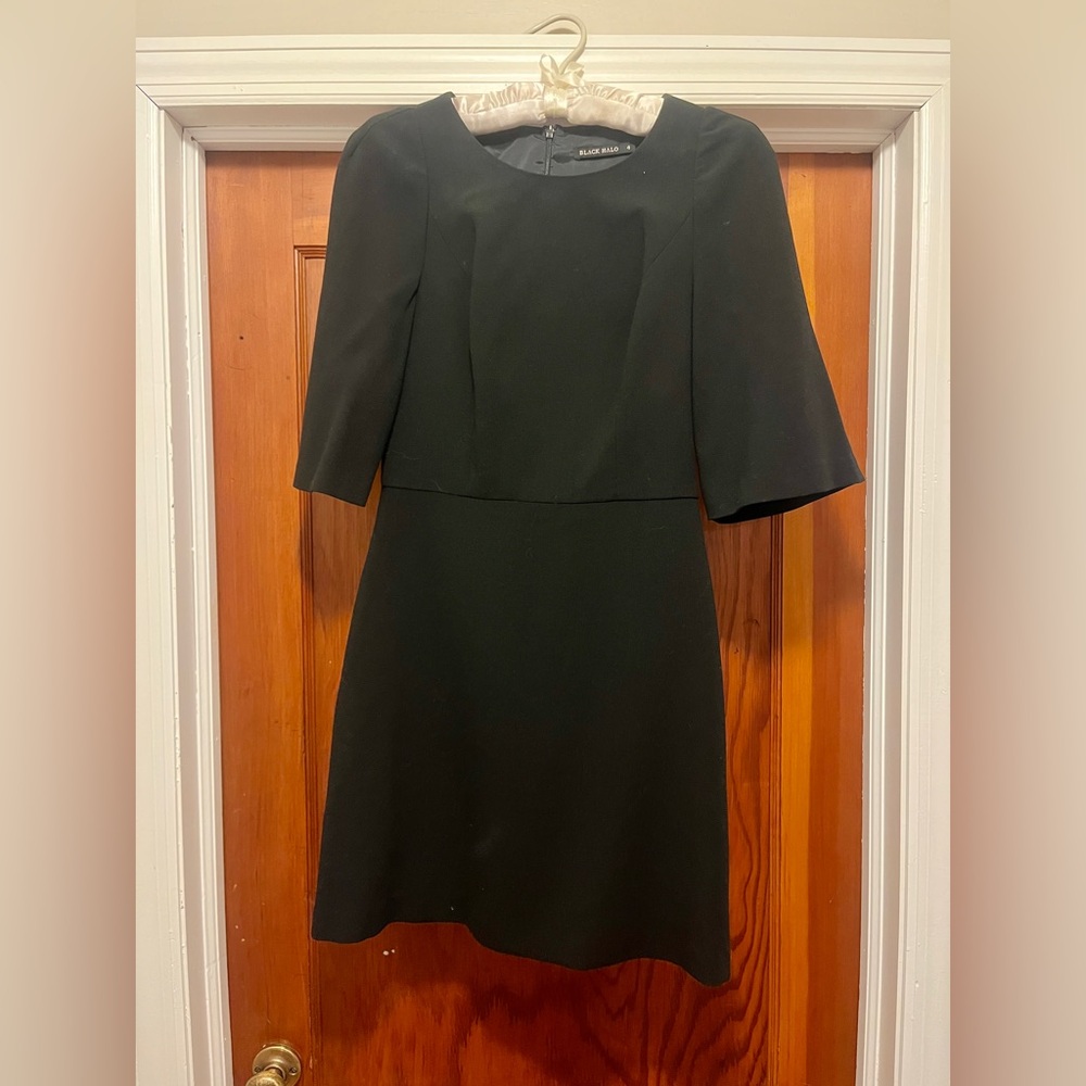 Black Halo Classic Black Long Sleeve Dress